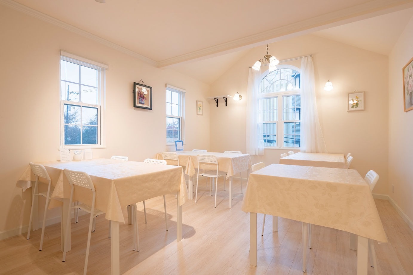 ロビンスジャパン 【1186万円/26.5坪/店舗併用/間取り図公開】輸入住宅で叶えた「自宅でレストラン開業」の夢の建築実例画像7