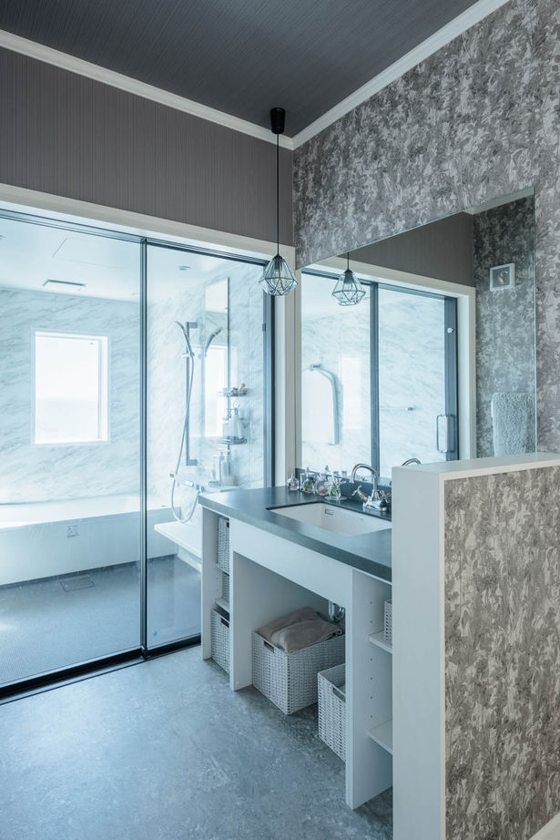 ロビンスジャパン 【2000万円台/39.3坪/屋上バルコニー/間取り図公開】毎日がリゾートライフ！きらめく海を感じて暮らす家の建築実例画像8