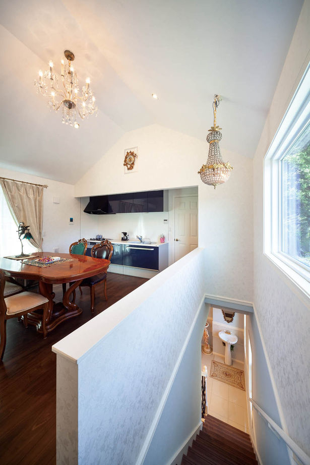 ロビンスジャパン 【1388万円/27.5坪/輸入住宅/レンガ/間取り図公開】暮らすほどに愛着が深まるイギリス伝統のデザインの建築実例画像8