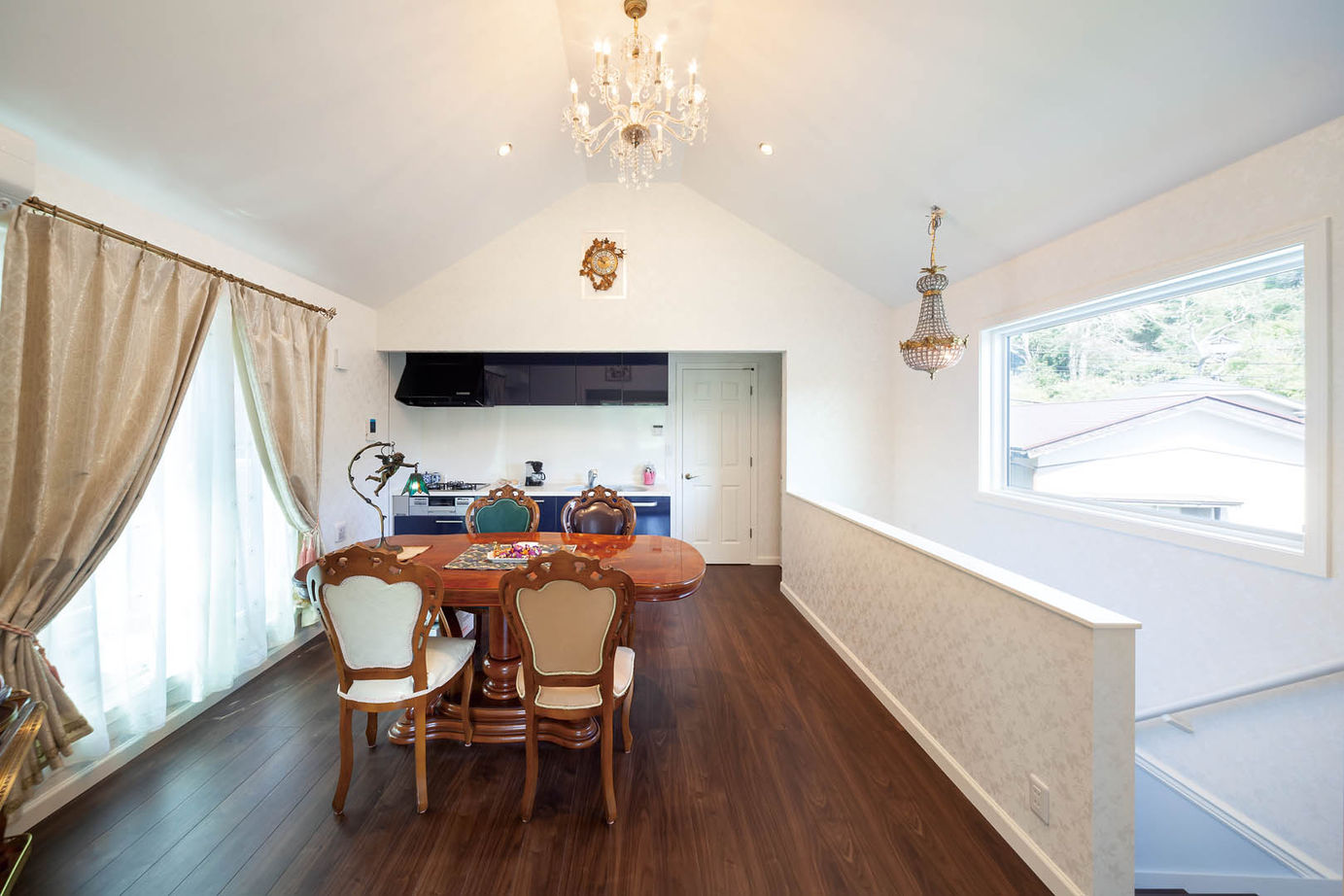 ロビンスジャパン 【1388万円/27.5坪/輸入住宅/レンガ/間取り図公開】暮らすほどに愛着が深まるイギリス伝統のデザインの建築実例画像9