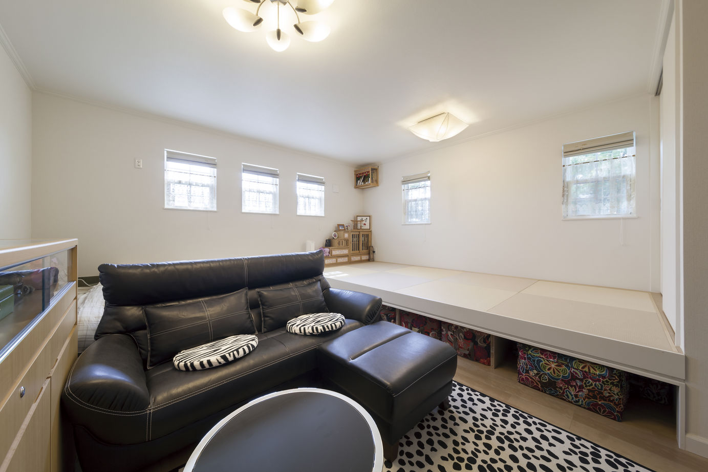 ロビンスジャパン 【1000万円台/間取図/店舗併用】カフェ兼住宅の夢叶う優美な外観の建築実例画像7