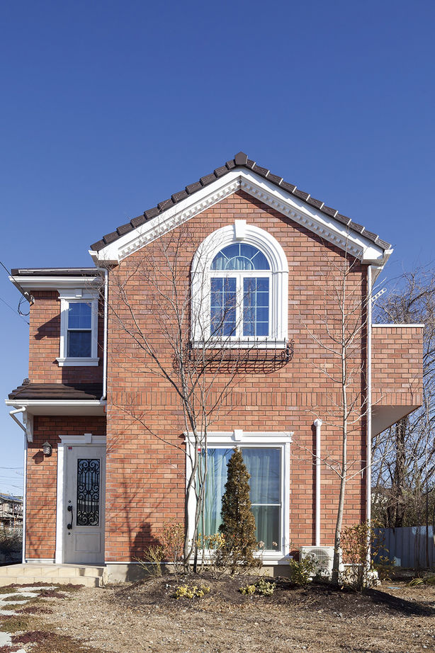 ロビンスジャパン 【1626万円/32.7坪/レンガ/間取り図公開】静かに深まる風合いと美観、重厚感が魅力のレンガの洋館の建築実例画像8