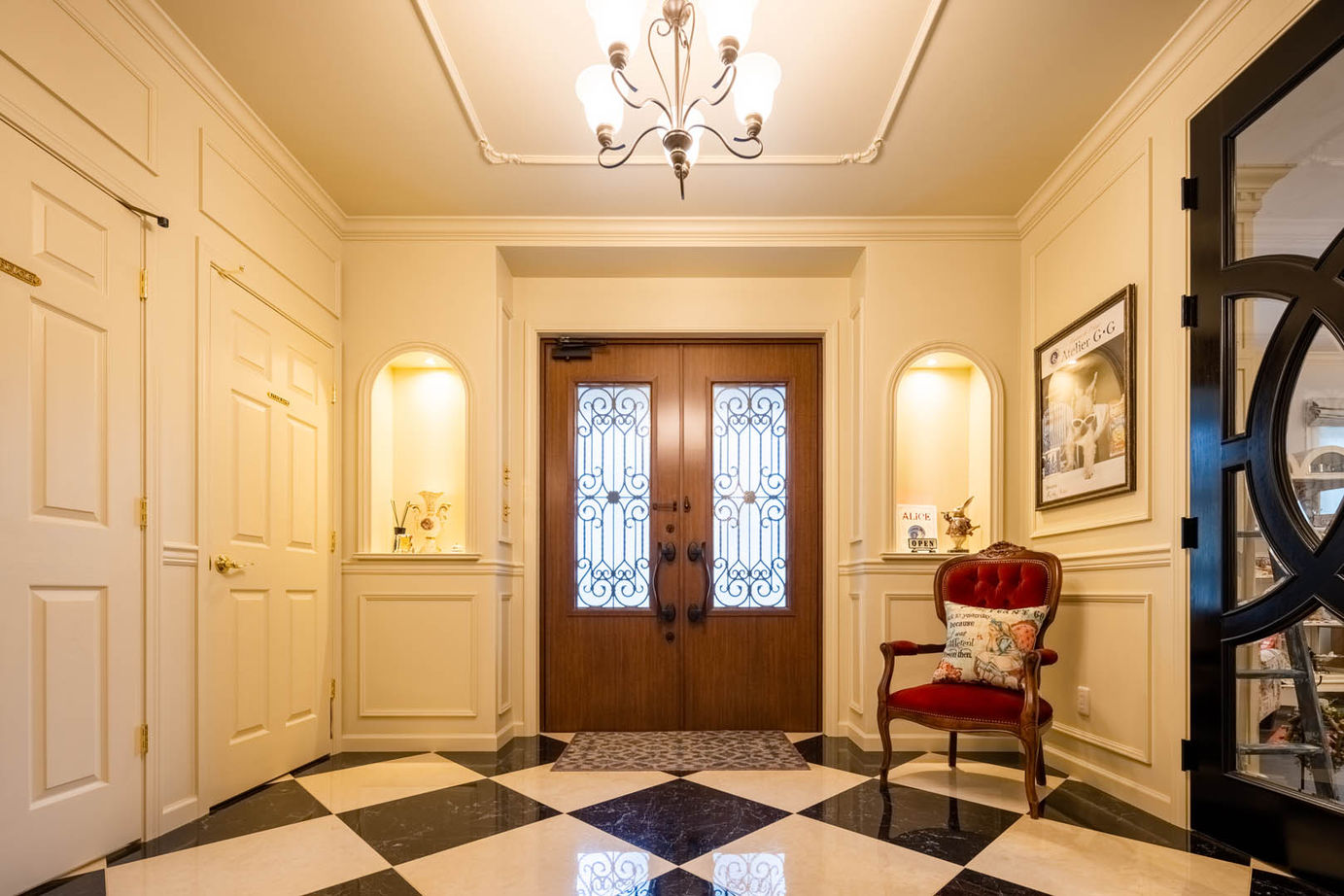 ロビンスジャパン ［輸入住宅/オフィス併用/建築家/間取り図公開］ブローニュの森の貴婦人をイメージしたエレガントな邸宅の建築実例画像3