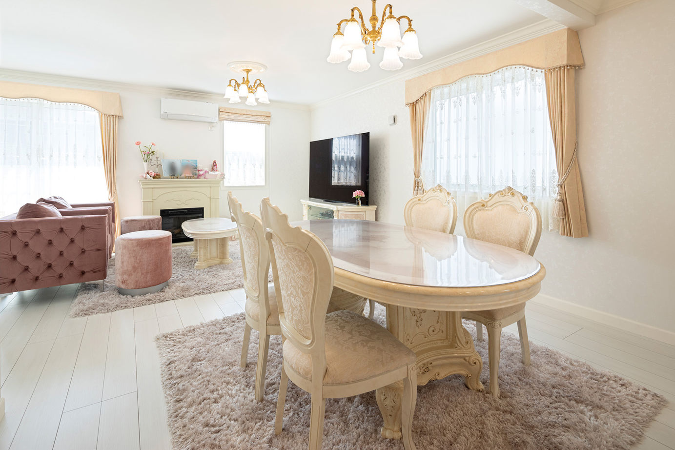 ロビンスジャパン 【4000万円～/68.1坪/3階建て】ヨーロッパの高級邸宅を再現した、瀟洒な美術館のような3階建ての建築実例画像9