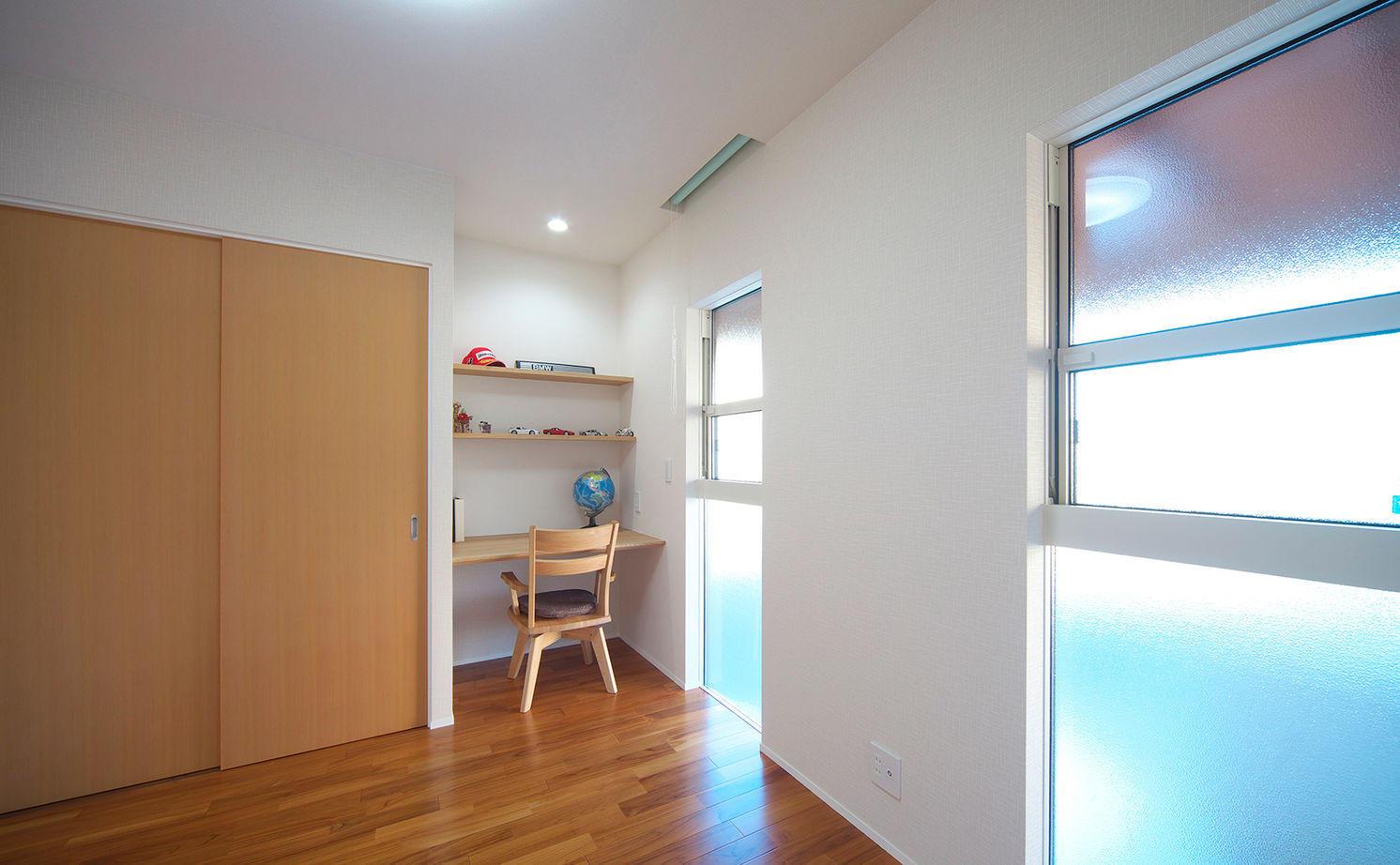 大政建築 【2000万円台/平屋/間取り図】ビルトインガレージのある平屋。塗り壁や無垢材を活かした、和モダンの平屋の建築実例画像17