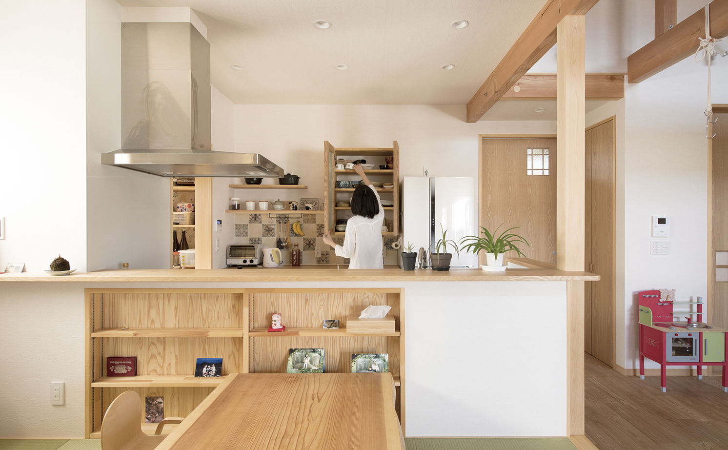 大政建築 【岐阜/平屋/2000万円台/約40坪/和モダン/間取り図】Ｌ字型の間取り＆ウッドデッキで平屋をより楽しく！の建築実例画像4