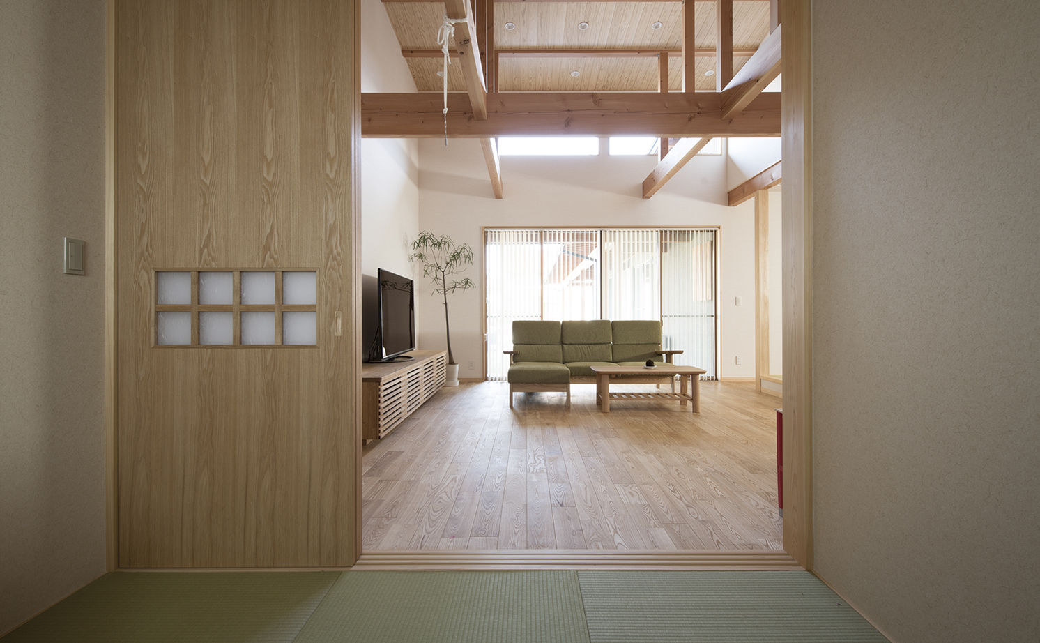 大政建築 【岐阜/平屋/2000万円台/約40坪/和モダン/間取り図】Ｌ字型の間取り＆ウッドデッキで平屋をより楽しく！の建築実例画像8