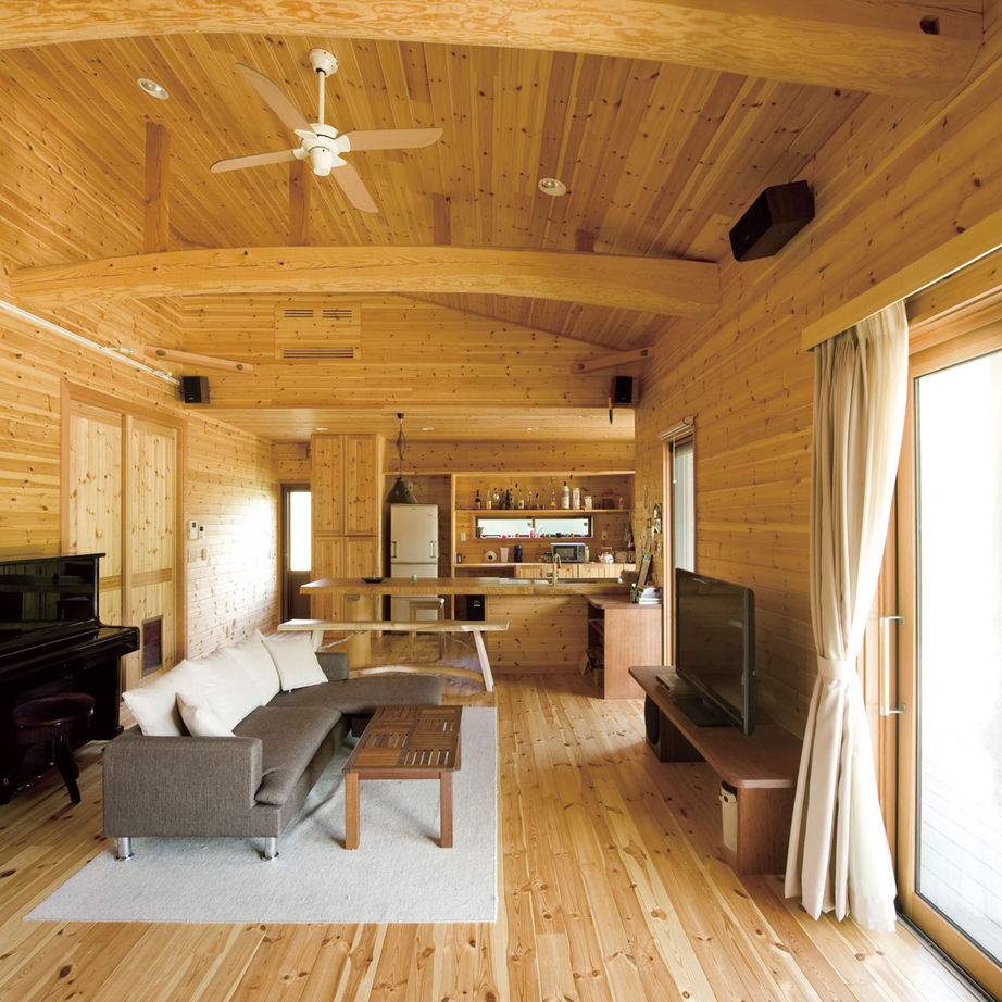 大政建築 【平屋/1000万円台/30坪台】自然な木目が心を癒す、開放的で味のある佇まいの平屋。住み良い間取りの平屋の建築実例画像4