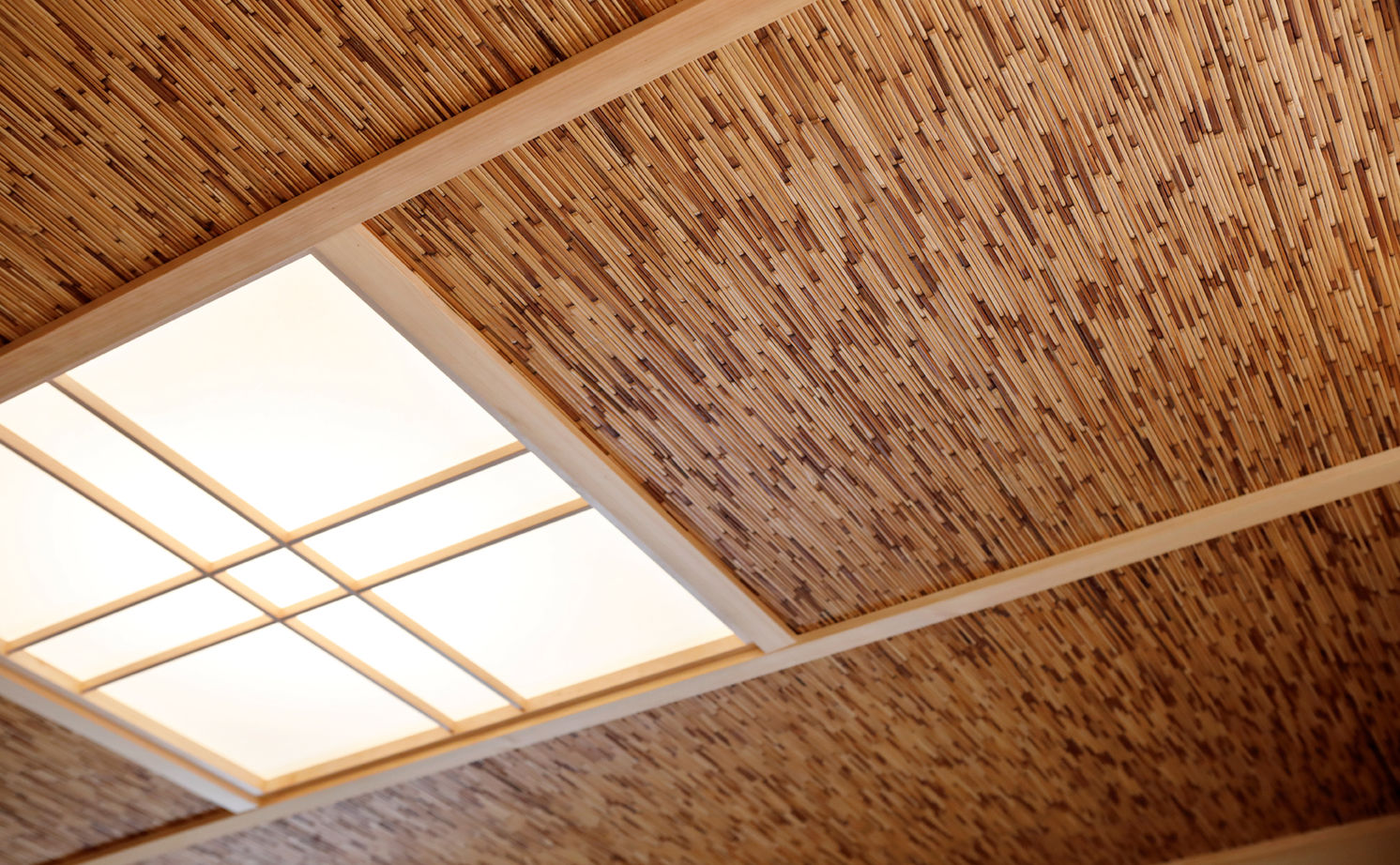 大政建築 【岐阜市/中庭/ビルトインガレージ/間取り図】手仕事感のある造作家具も随所に。天然木のモダンスタイルの建築実例画像10