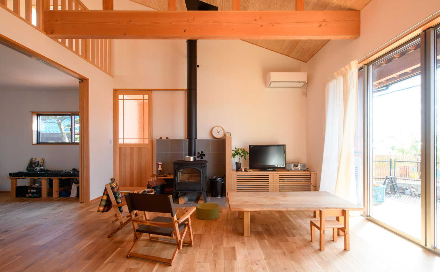 大政建築 【岐阜県/平屋/2000万円台/30坪/間取り図】床・壁・天井すべて自然素材。和モダンな平屋で憧れの田舎暮らしの建築実例画像3