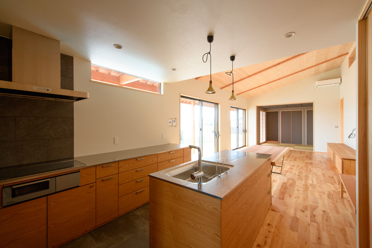 大政建築 【平屋/30坪台/3LDK】造作キッチンなど隅々まで想いを反映。和の趣あふれる平屋の住まいの建築実例画像2