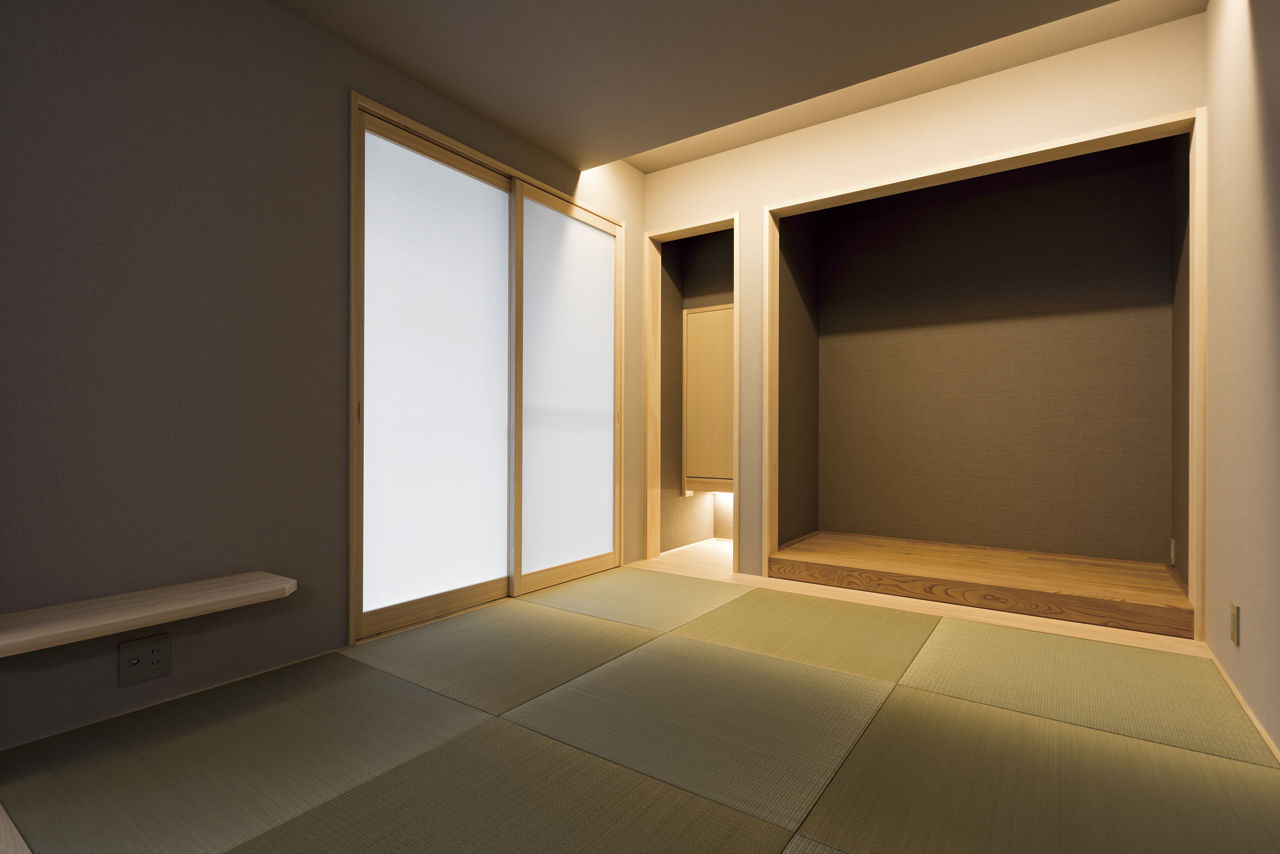 大政建築 【岐阜県/平屋/2000万円台/30坪台】チークの無垢材や天井に架かる梁など、木の美しさが際立つ平屋の住まいの建築実例画像9