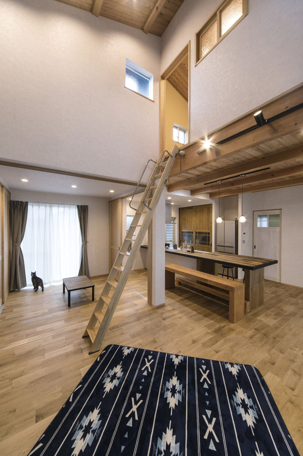 大政建築 【平屋/2000万円台/2LDK/吹き抜け/間取り図】薪ストーブに大きな外部ストレージ、趣味を満喫できる平屋の建築実例画像7