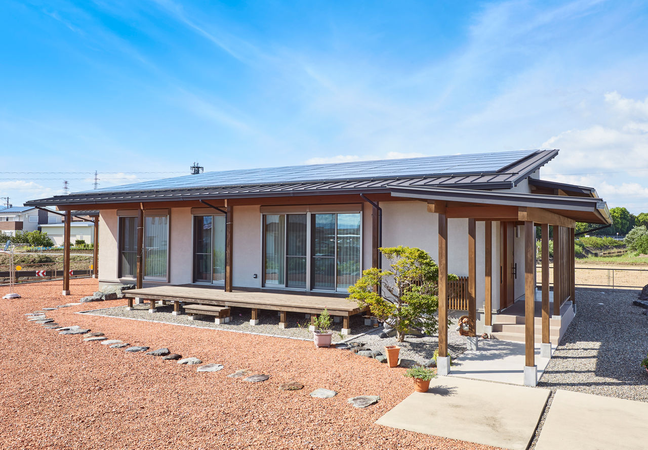 大政建築 【平屋/和モダン/理想の間取り】ゆとりある縁側やウッドデッキが心地よい、和の趣を感じる平屋の住まいの建築実例画像1