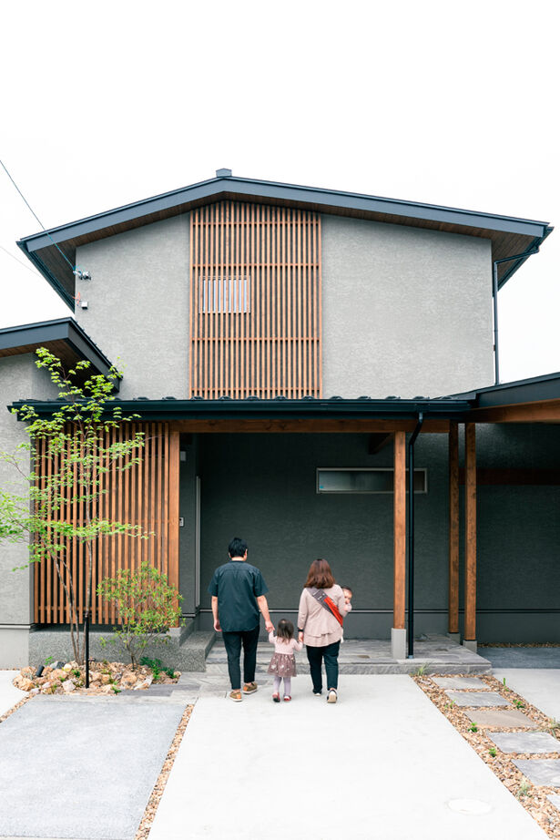 大政建築 【岐阜県/3000万円台/和モダン/ガレージ/間取図有】天然素材にこだわった、空気の違いを感じる和モダンな家の建築実例画像2