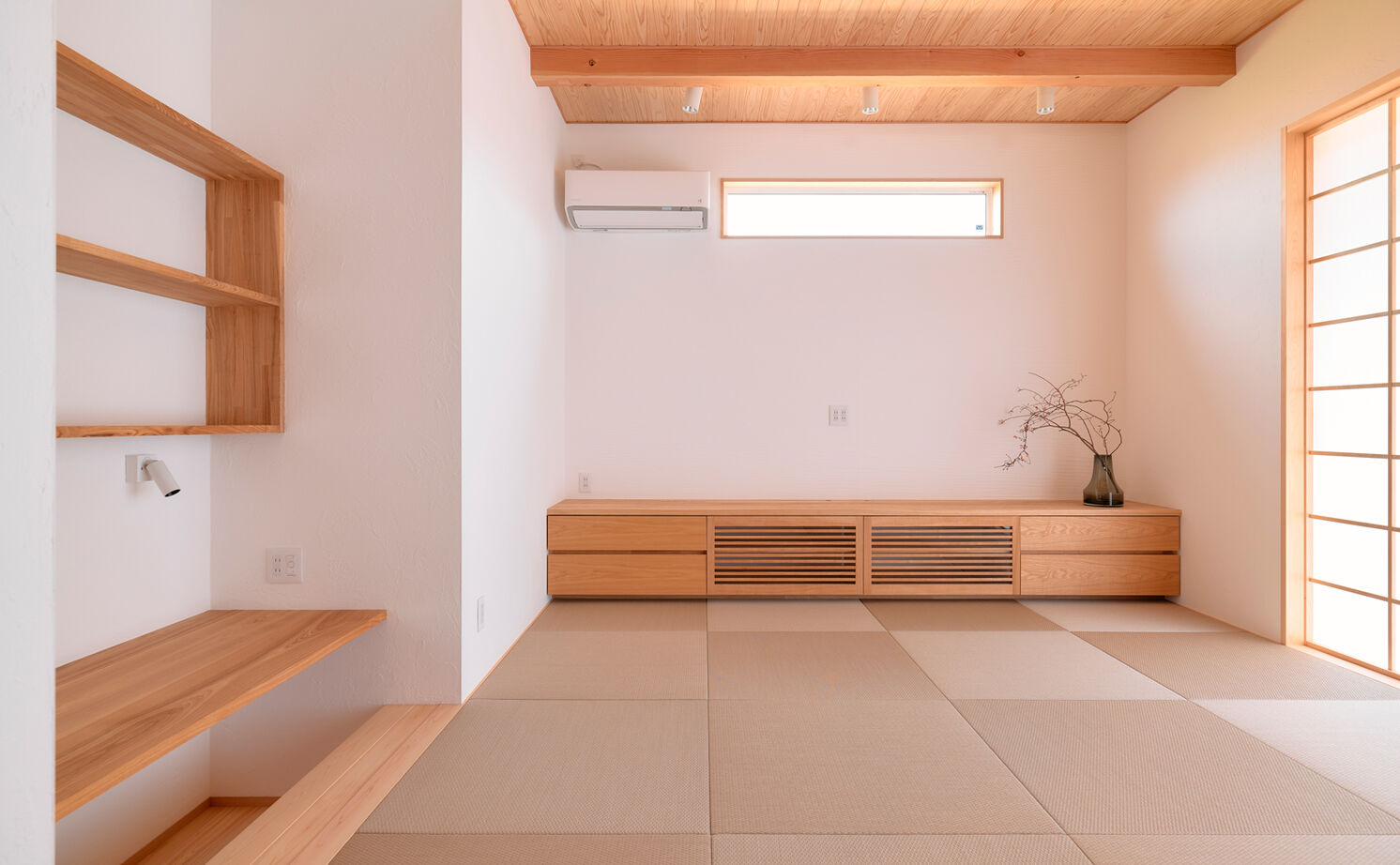 大政建築 【岐阜県/3000万円台/和モダン/ガレージ/間取図有】天然素材にこだわった、空気の違いを感じる和モダンな家の建築実例画像10