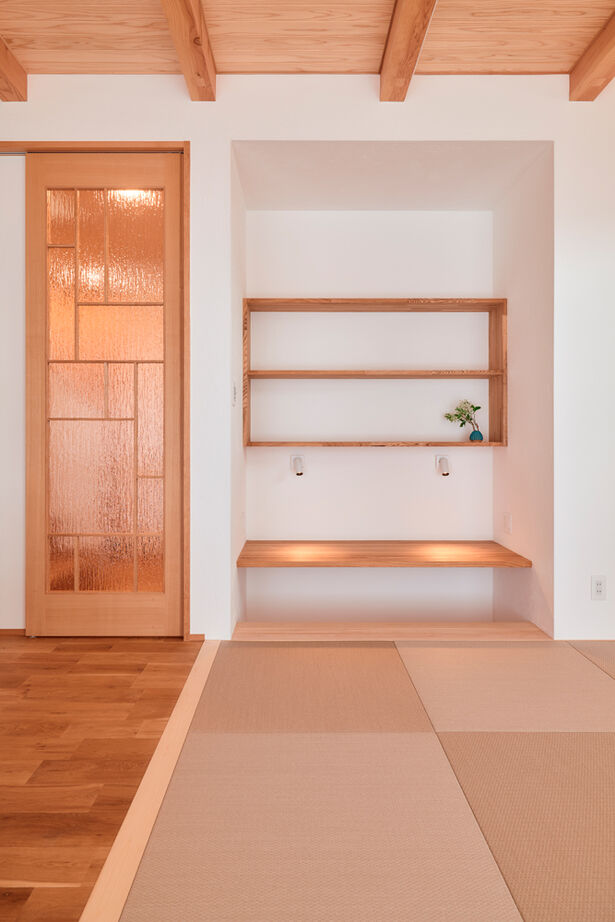 大政建築 【岐阜県/3000万円台/和モダン/ガレージ/間取図有】天然素材にこだわった、空気の違いを感じる和モダンな家の建築実例画像11