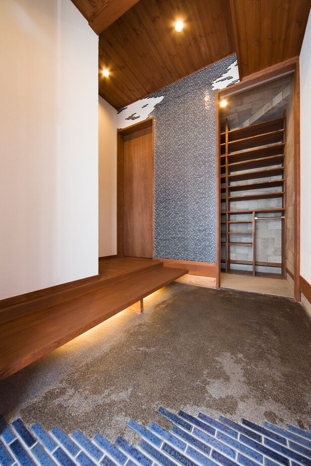 大政建築 【岐阜市/30坪台の間取り】素材や色使いで自分らしく。ビストロ風キッチンで腕を振るう毎日の建築実例画像6