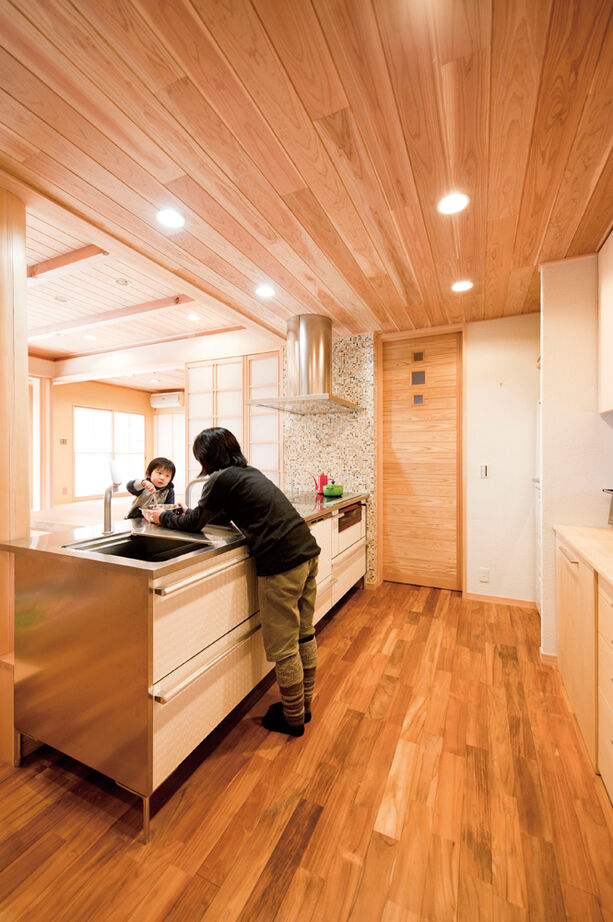 大政建築 【岐阜市｜小上がりの畳スペースが中心の間取り】リビングは不要！畳スペースが家族だんらんの場所の建築実例画像3