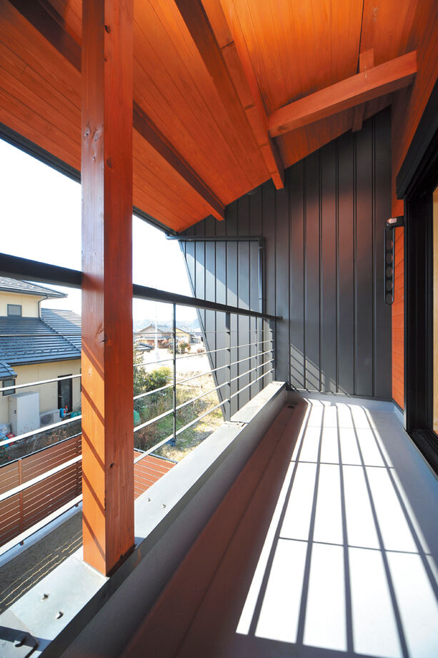 大政建築 【岐阜市/30坪/変形地を活かした間取り】角地×変形地に映えるログハウスのようなコンパクトハウスの建築実例画像7