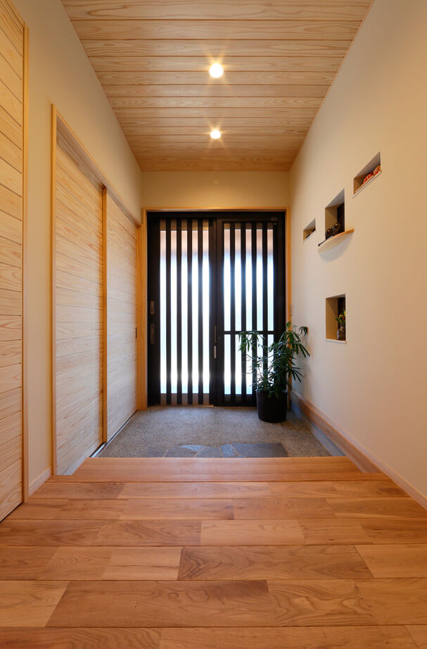 大政建築 【岐阜市｜和モダン｜暮らしやすい間取り】旧宅の思い出を残して。風情ある格子や石畳が印象的な家の建築実例画像7