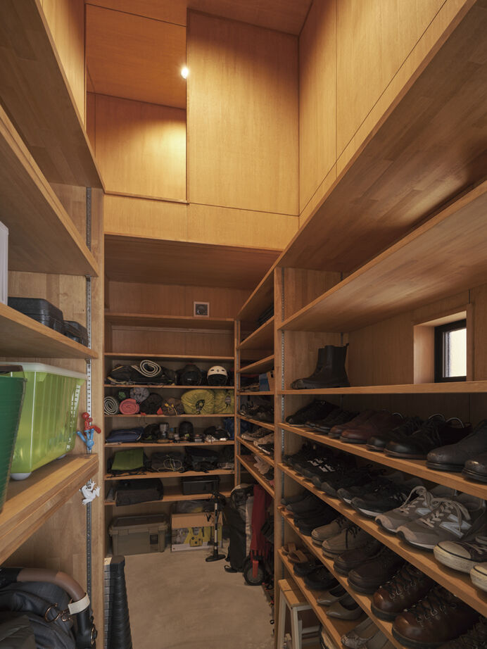 大政建築 【平屋/2000万円台/和モダン/間取り図】ウッドデッキとつながる開放的なLDK。家族時間を楽しむ平屋の住まいの建築実例画像9