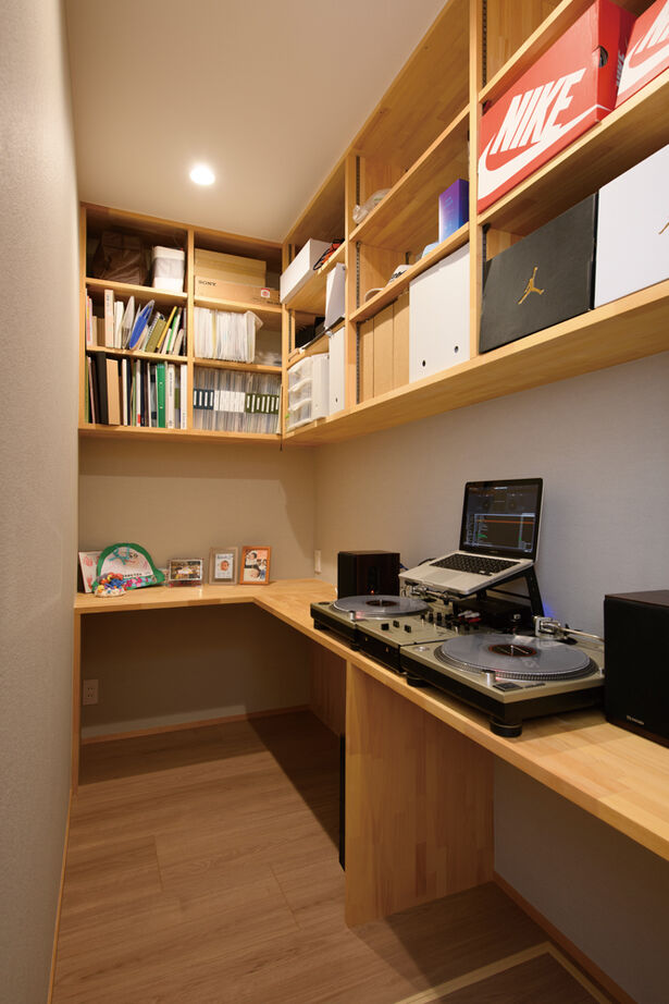 大政建築 【2000万円台/平屋/店舗併用/30坪台/間取り図】素材感豊かな造作家具が馴染む、動線にこだわった平屋建ての建築実例画像8