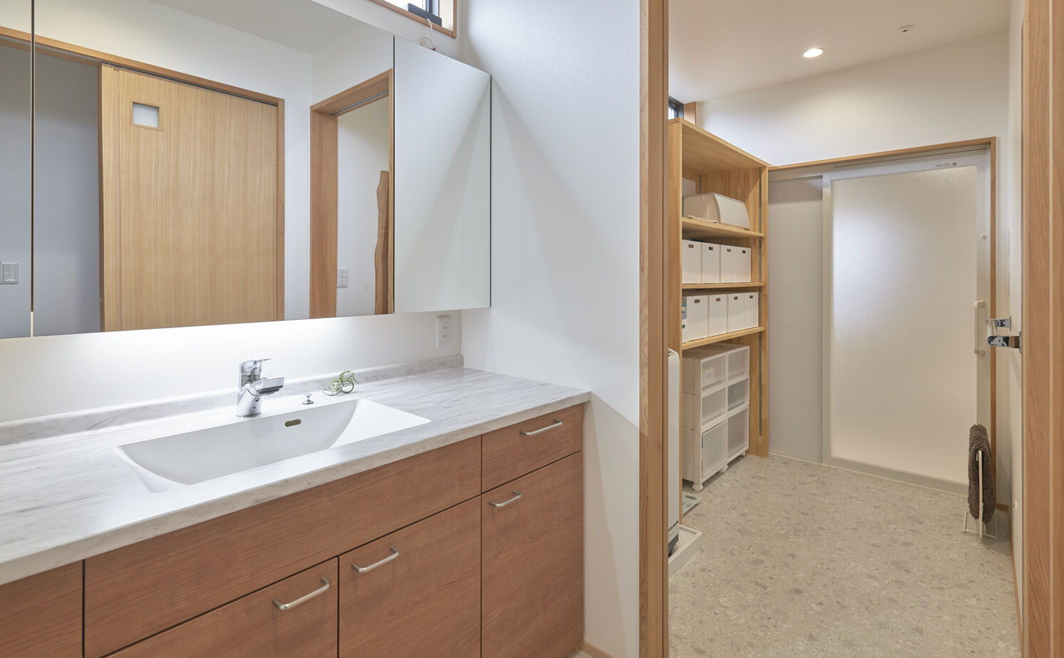 大政建築 【愛知県/3000万円台/薪ストーブ/間取図有】旅館のような非日常感を楽しむ、木や土の素材感が活きた住まいの建築実例画像11