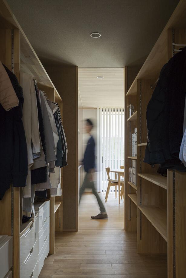 大政建築 【愛知県/2000万円台/和モダン/間取図有】深い軒が風格を演出。造作建具や窓の高さをそろえた美しい住空間の建築実例画像8