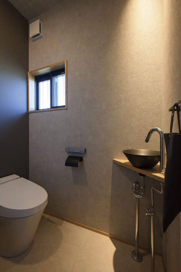 大政建築 【岐阜県/2000万円台/ナチュラルモダン/間取図有】造作家具がなじむ、天然木の濃淡を活かした美しい住空間の建築実例画像9