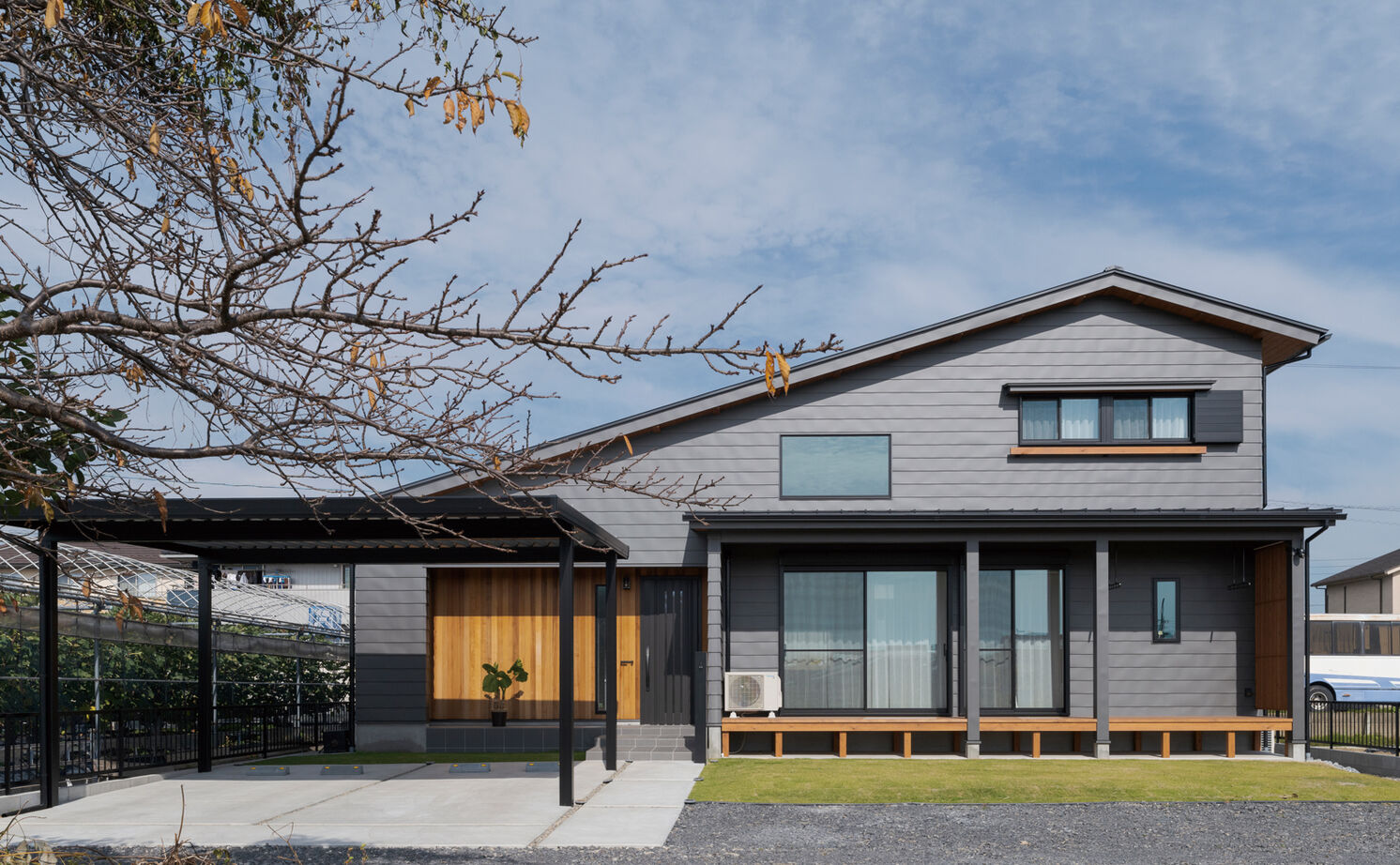 大政建築 【岐阜県/2000万円台/ナチュラル/防音室/間取図有】光と風、木の心地よい質感…自然と音楽を楽しむ家の建築実例画像1