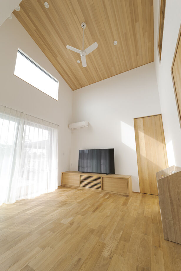 大政建築 【岐阜県/2000万円台/ナチュラル/防音室/間取図有】光と風、木の心地よい質感…自然と音楽を楽しむ家の建築実例画像4