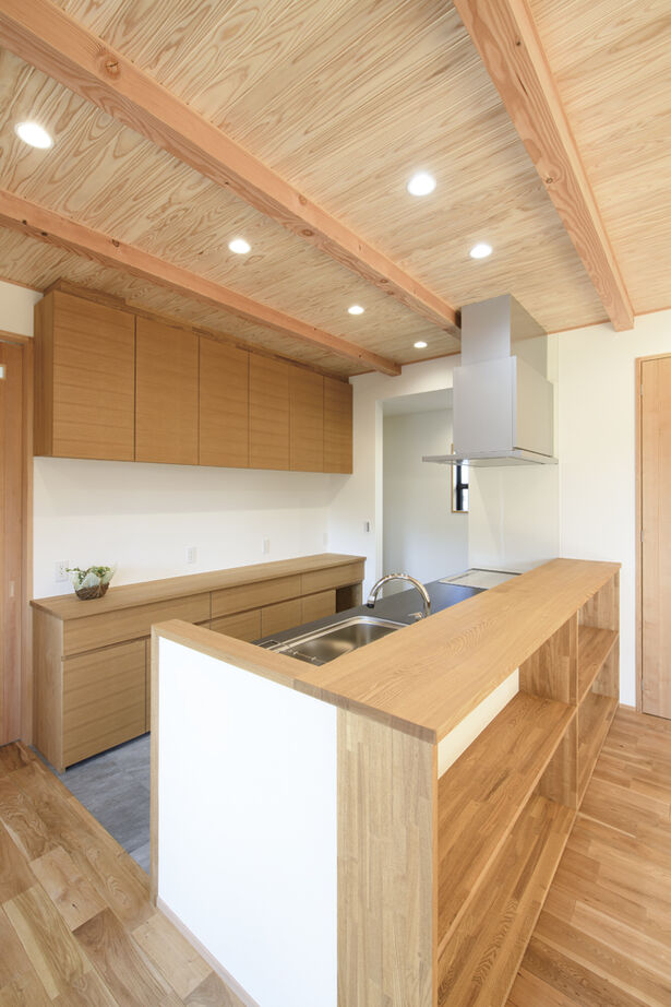 大政建築 【岐阜県/2000万円台/和モダン/間取図有】軒の深い縁側や格子で和を表現。「京都」をイメージした趣ある家の建築実例画像8