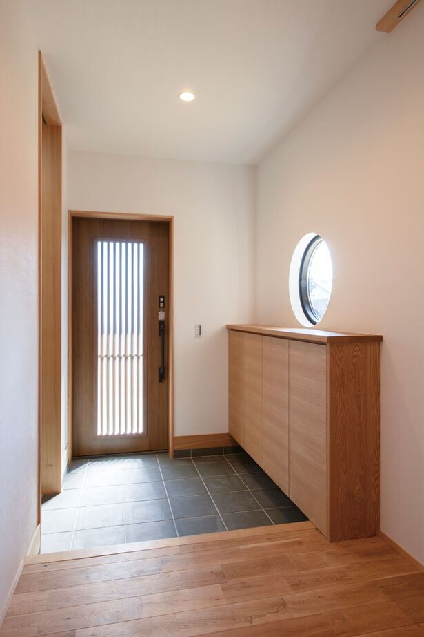 大政建築 【岐阜県/2000万円台/和モダン/間取図有】軒の深い縁側や格子で和を表現。「京都」をイメージした趣ある家の建築実例画像10