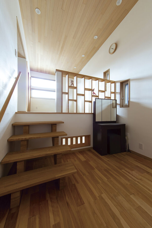 大政建築 【2000万円台/和モダン/自然素材/スキップフロア】無垢材や漆喰など素材のやさしさと個性を感じる住まいの建築実例画像5