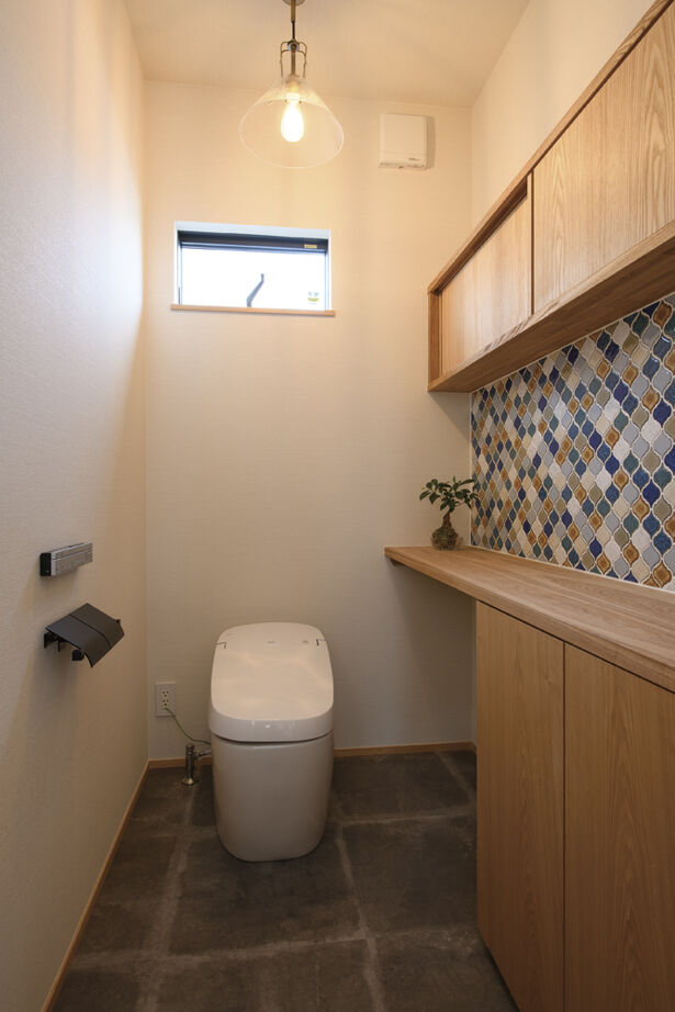 大政建築 【岐阜県/2000万円台/ガレージ/間取図有】勾配天井の開放的なリビングが心地よい、ガレージ一体型の住まいの建築実例画像12