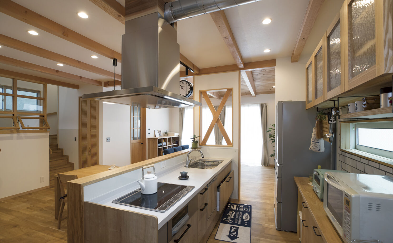 大政建築 【岐阜県/アメリカンスタイル/スキップフロア】カバードポーチや中2階の趣味スペースなど憧れを形にの建築実例画像4