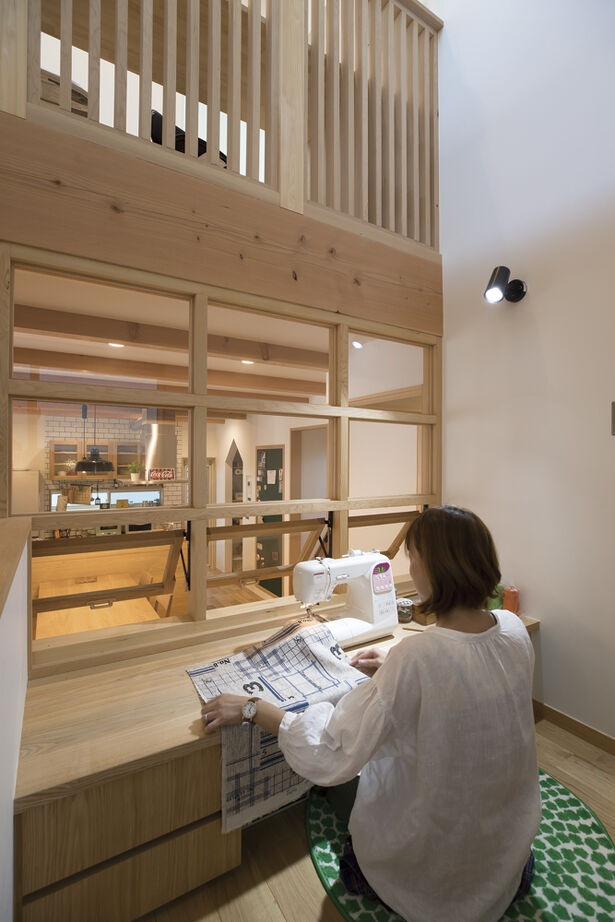 大政建築 【岐阜県/アメリカンスタイル/スキップフロア】カバードポーチや中2階の趣味スペースなど憧れを形にの建築実例画像7