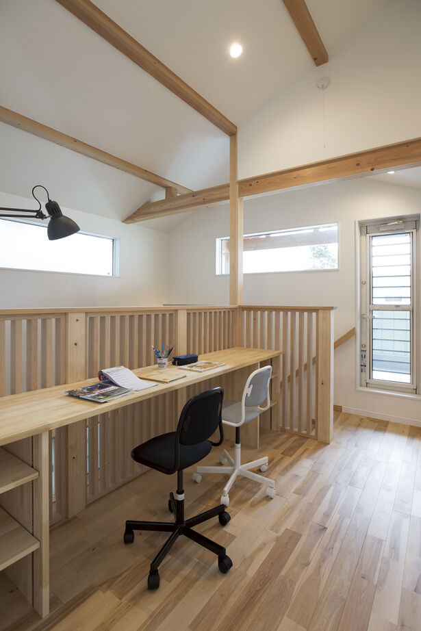 大政建築 【岐阜県/アメリカンスタイル/スキップフロア】カバードポーチや中2階の趣味スペースなど憧れを形にの建築実例画像8