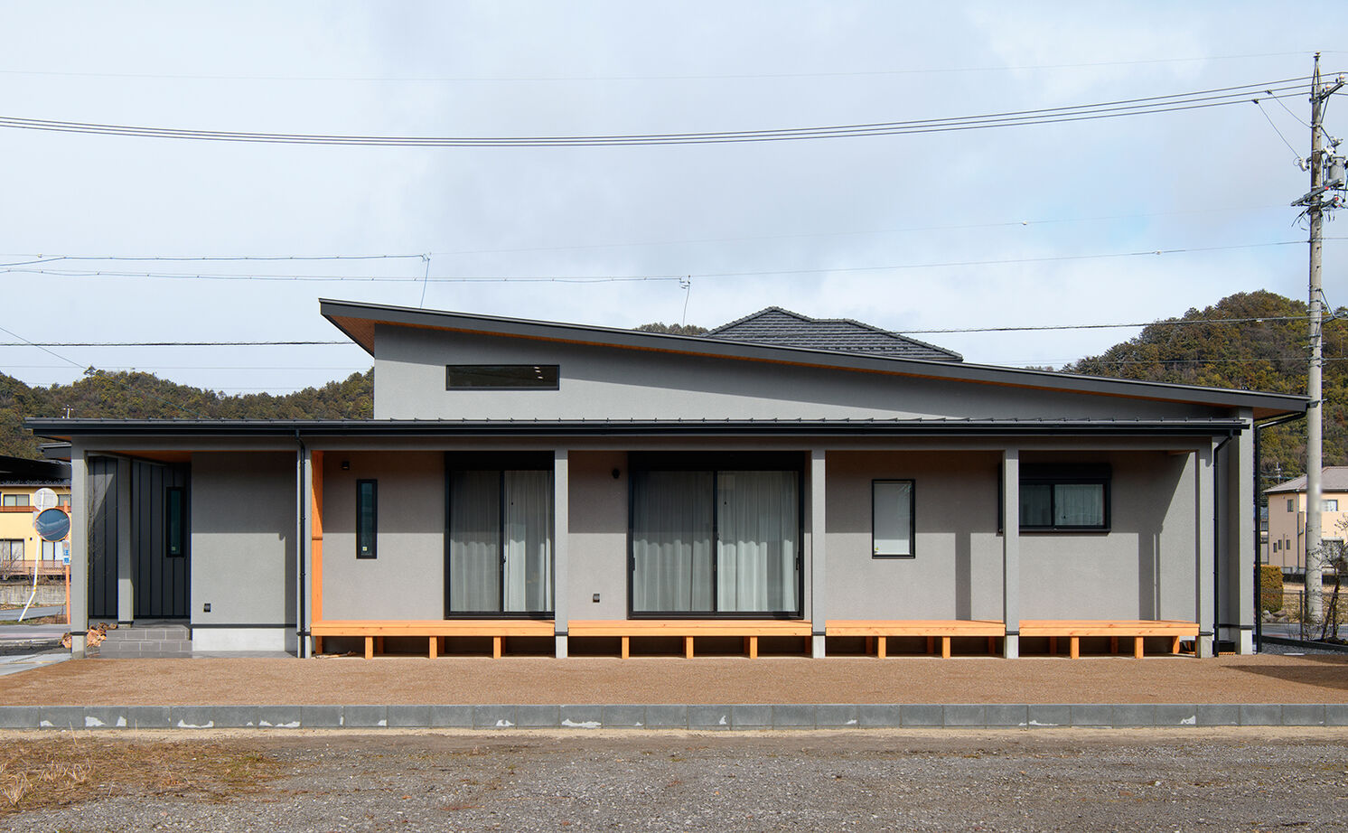 大政建築 【平屋/和モダン/30坪台】家族がつながるナチュラルな広々LDK。ほんのり和が薫る子育て間取りの平屋の建築実例画像3