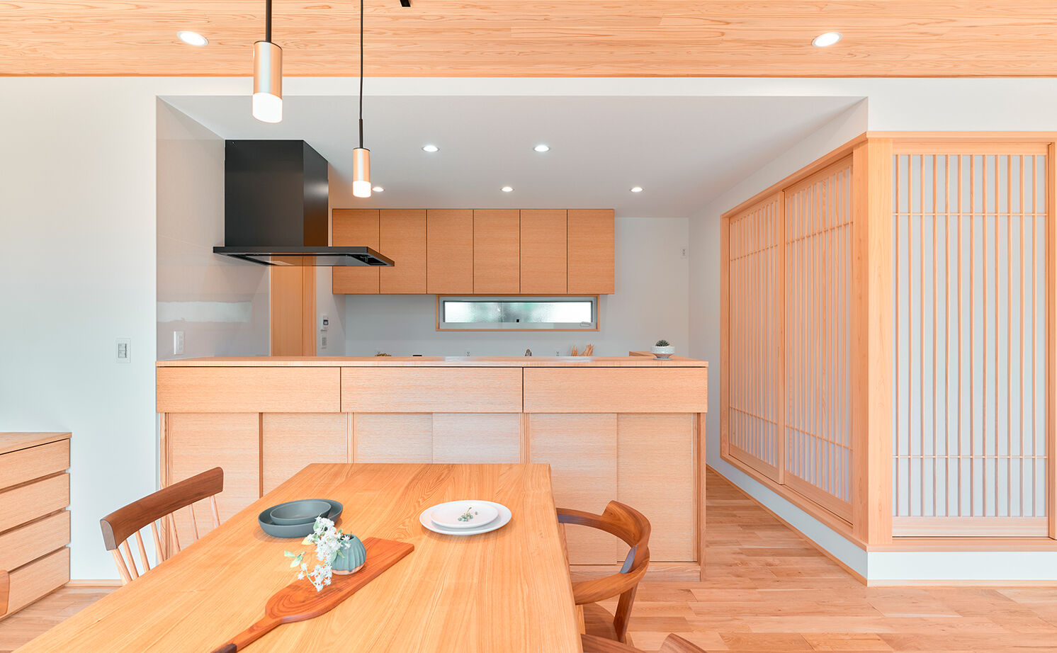 大政建築 【羽島市｜30坪台｜家事ラク間取り】「ただいま動線」で家事がラクに。ナチュラル＆和モダンな無垢の木の家の建築実例画像1