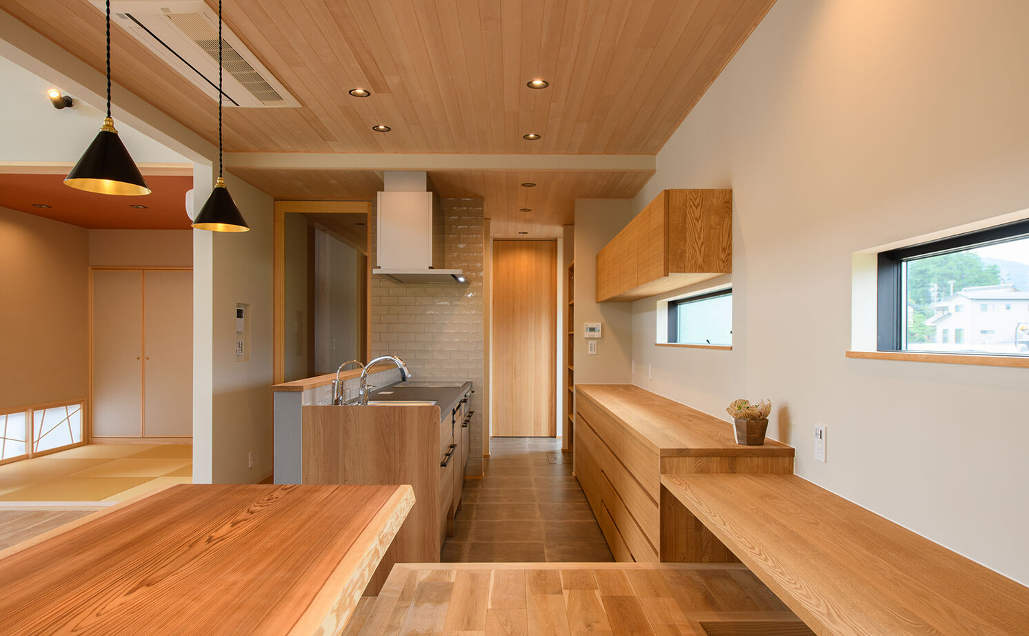 大政建築 【岐阜県｜和モダン×ガレージ】外観は大迫力！上質な和モダンの家には遊び心のある提案が盛りだくさんの建築実例画像3