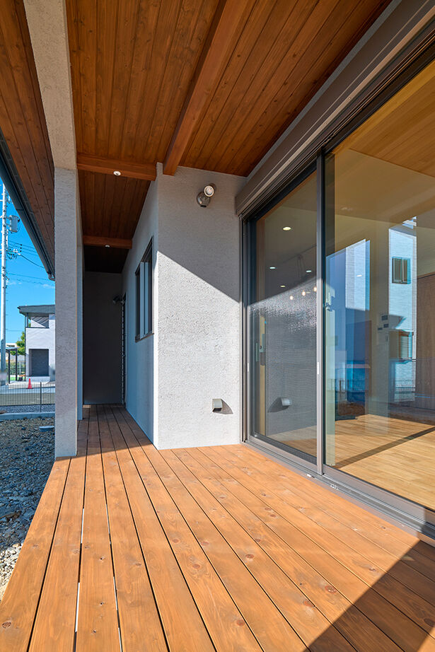 大政建築 【本巣市｜30坪台の２階建て】亜麻色の外観にナチュラルなインテリア。平屋のように暮らせる家事ラクな家の建築実例画像4