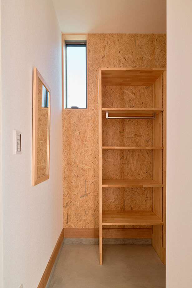 大政建築 【本巣市｜30坪台の２階建て】亜麻色の外観にナチュラルなインテリア。平屋のように暮らせる家事ラクな家の建築実例画像8