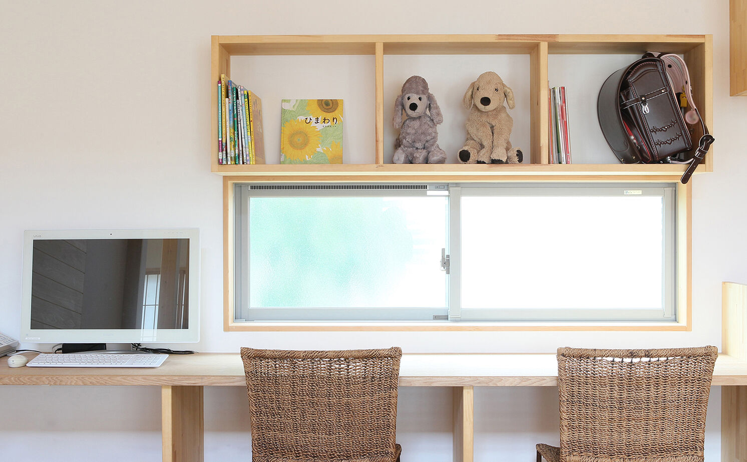 大政建築 【大垣市｜薪ストーブ×吹抜けリビング】無垢の木の肌触りに癒される、家族がのんびりと過ごせる家の建築実例画像3