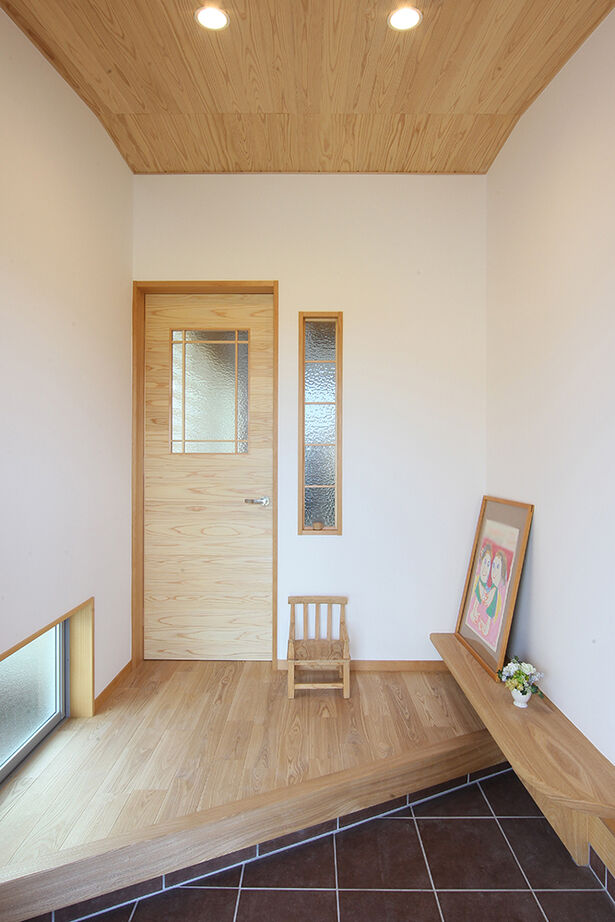 大政建築 【大垣市｜薪ストーブ×吹抜けリビング】無垢の木の肌触りに癒される、家族がのんびりと過ごせる家の建築実例画像7