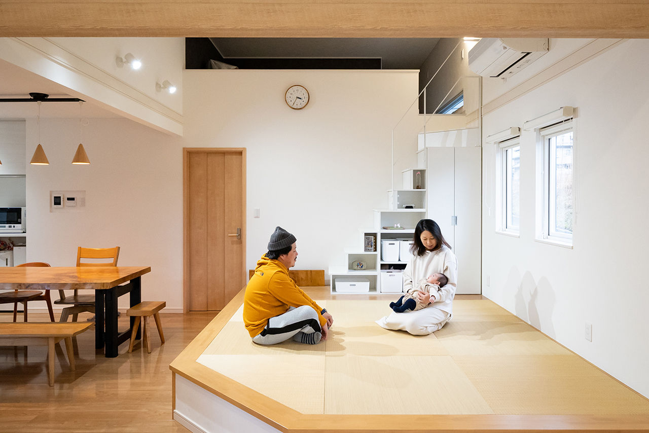 Homie Design（ホーミーデザイン） 【平屋｜ガレージハウス】中庭、インナーガレージ、アイランドキッチン。夢をすべて叶えた「コの字型平屋」の建築実例画像8