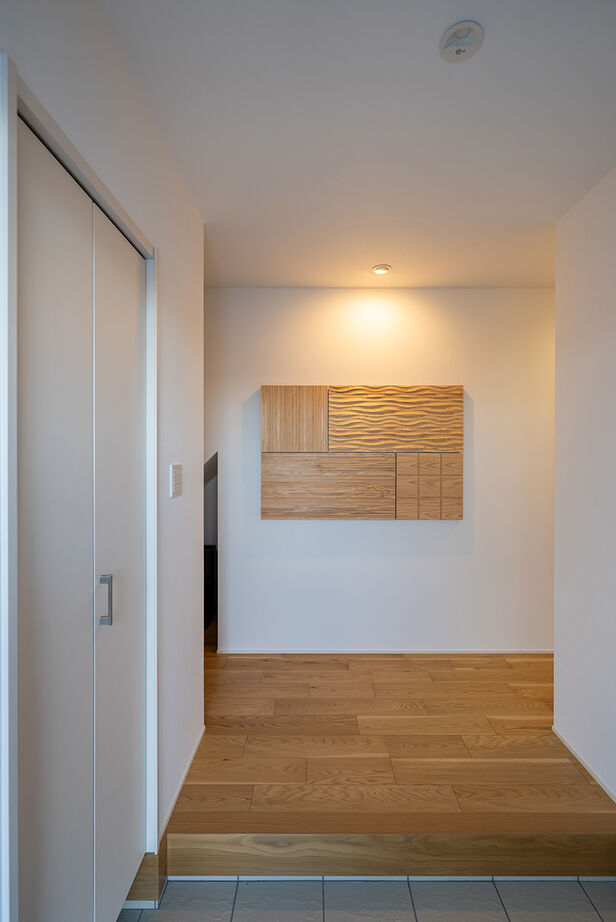 Homie Design（ホーミーデザイン） 【1000万円台｜平屋｜35坪｜間取り図】中2階＆ロフトの「＋空間」でゆったり。ZEH仕様のジャパンディな平屋の建築実例画像9