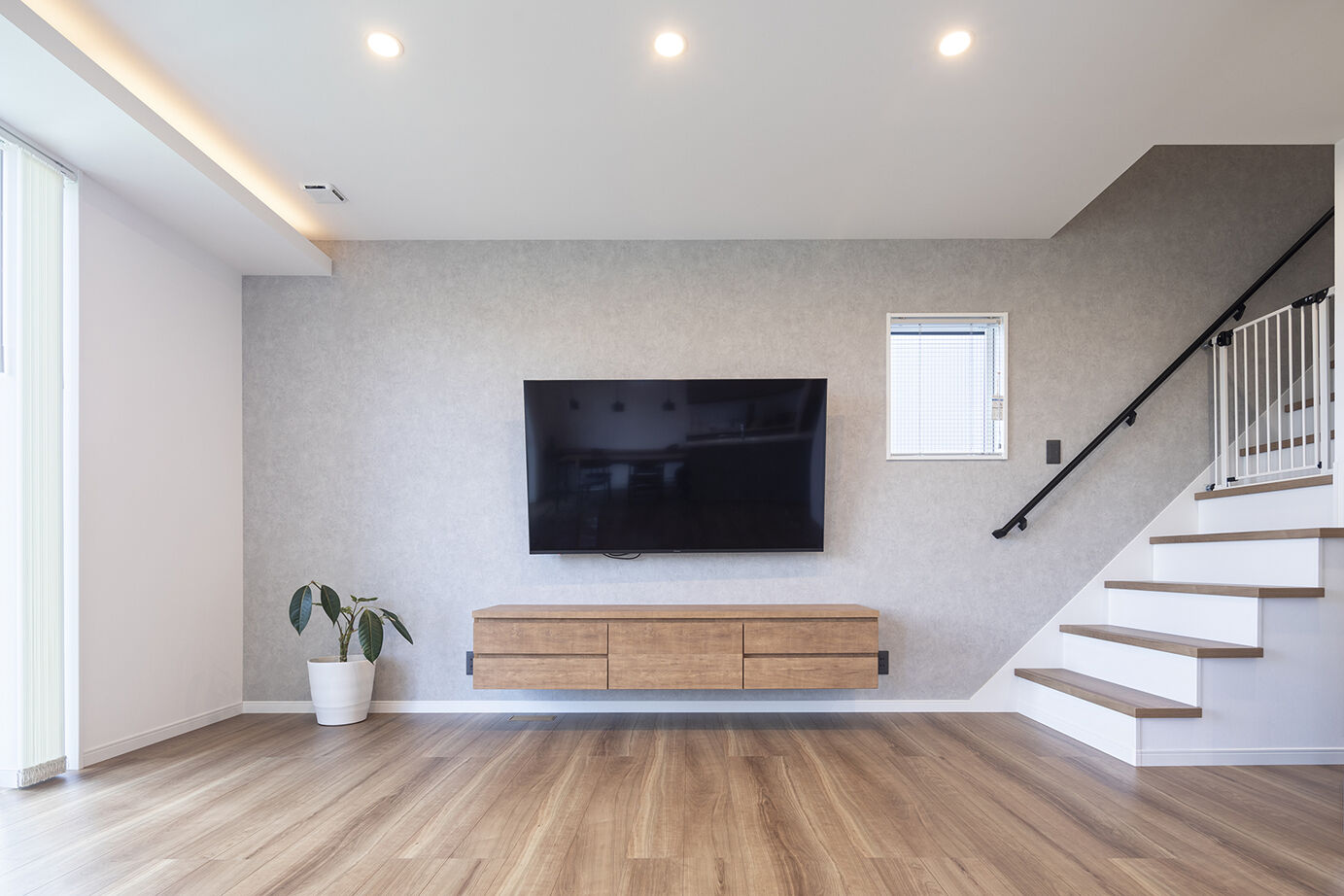 フィアスホーム 【3369万円／吹抜／家事動線／間取図】スタイリッシュなデザインと性能を両立させ、心地よい暮らしを楽しむの建築実例画像6