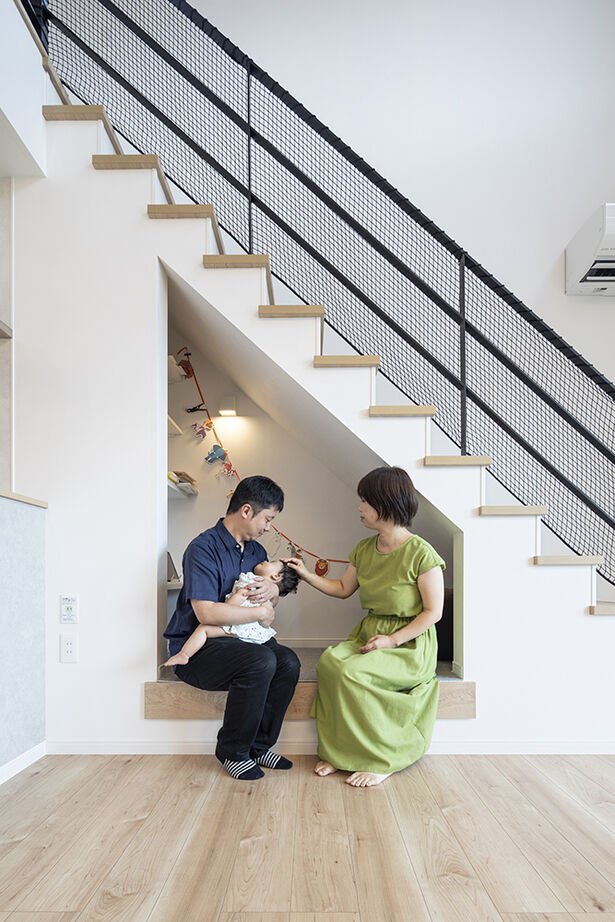 フィアスホーム 【ガレージ／ヌック／家事動線／間取図】「夜中に授乳しても寒くない！」。愛車との暮らしも叶えた住まいの建築実例画像3